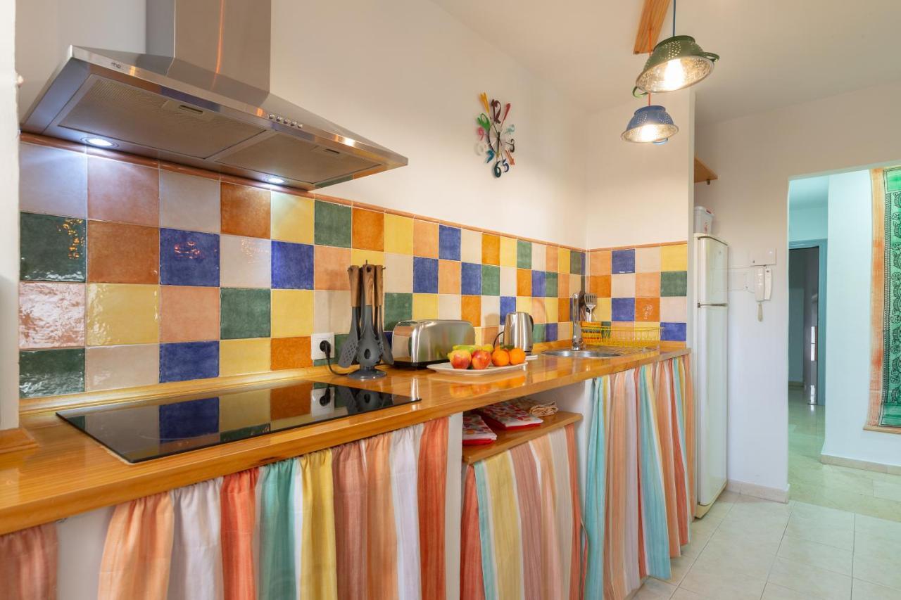Luminoso Apartamento De Dos Habitaciones Con Terraza Y Parking En El Centro Malaga Luaran gambar